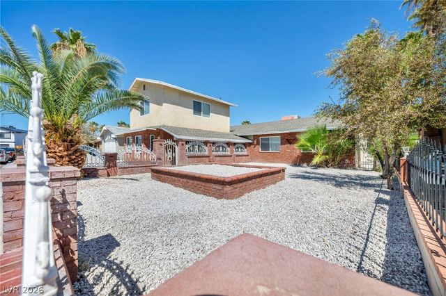 1322 Lucky Street, Las Vegas, NV 89104