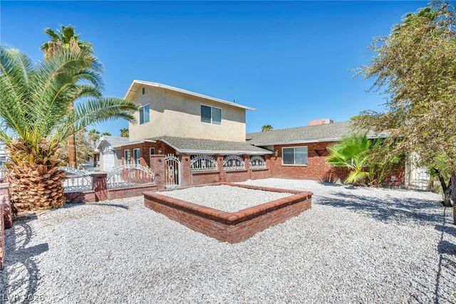 1322 Lucky Street, Las Vegas, NV 89104