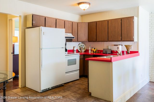 4695 Sycamore Street, Holt, MI 48842