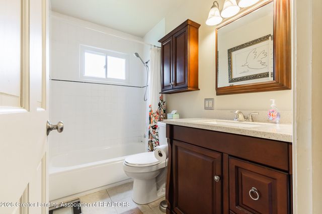 4695 Sycamore Street, Holt, MI 48842