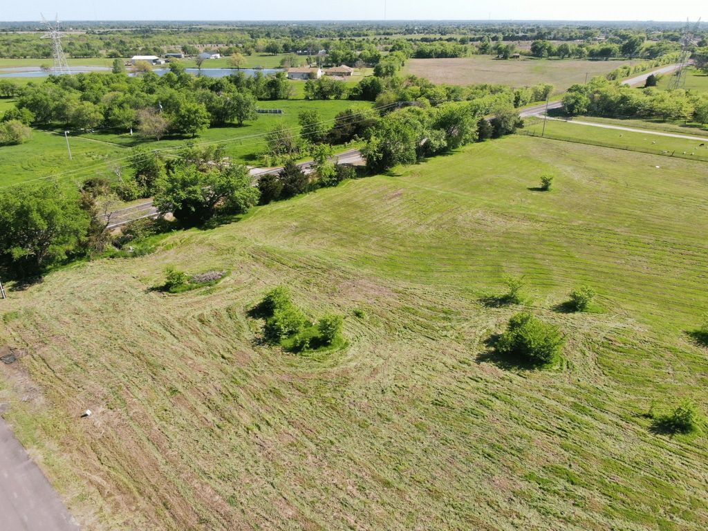 4005 Rolling Lane, Greenville, TX 75401