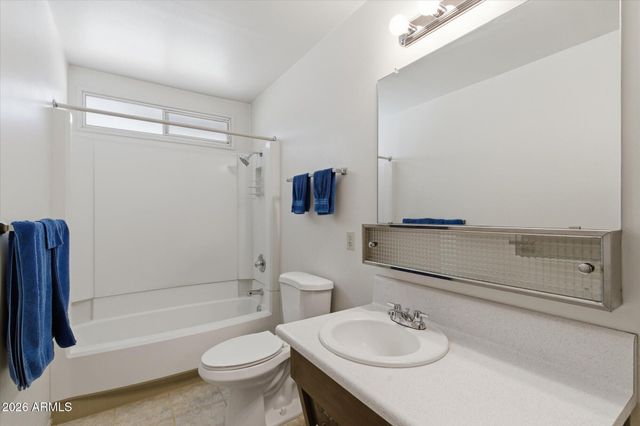 8614 E EL CHARRO Lane, Scottsdale, AZ 85250