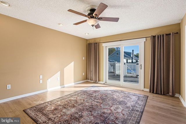 136 BAIRD AVE, Mount Ephraim, NJ 08059