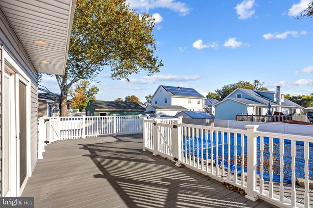 136 BAIRD AVE, Mount Ephraim, NJ 08059