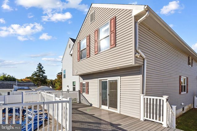136 BAIRD AVE, Mount Ephraim, NJ 08059