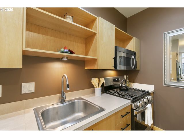 1255 Nw 9TH Ave 305, Portland, OR 97209