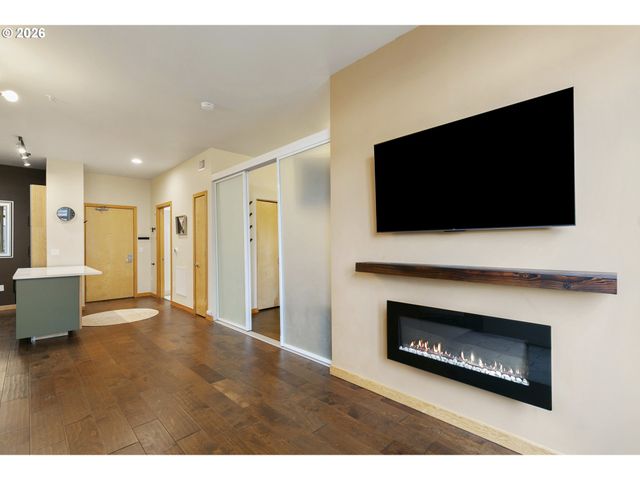 1255 Nw 9TH Ave 305, Portland, OR 97209