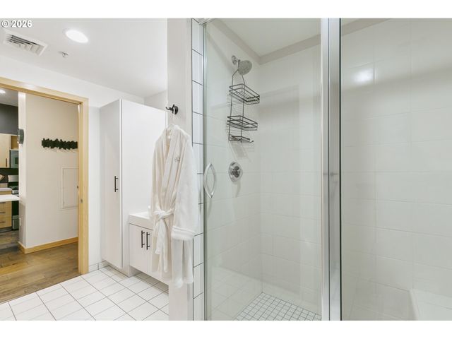 1255 Nw 9TH Ave 305, Portland, OR 97209