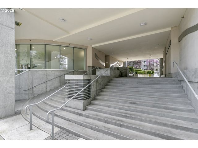 1255 Nw 9TH Ave 305, Portland, OR 97209