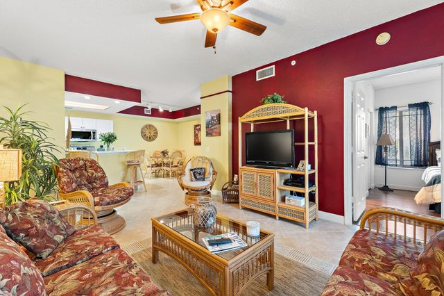 2810 Grande Parkway 107, Palm Beach Gardens, FL 33410