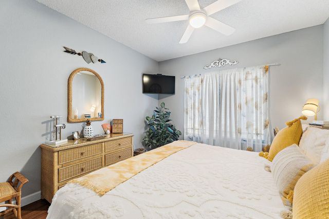 2810 Grande Parkway 107, Palm Beach Gardens, FL 33410