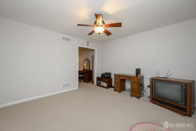 3 Teri Court, Jackson, NJ 08527