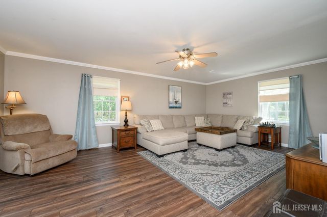 3 Teri Court, Jackson, NJ 08527