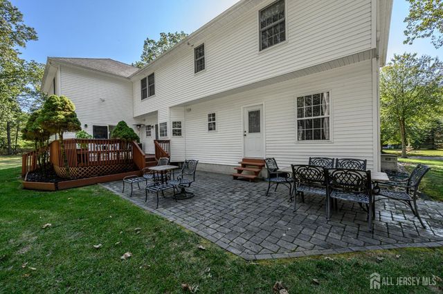 3 Teri Court, Jackson, NJ 08527