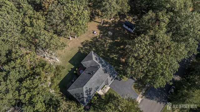 3 Teri Court, Jackson, NJ 08527