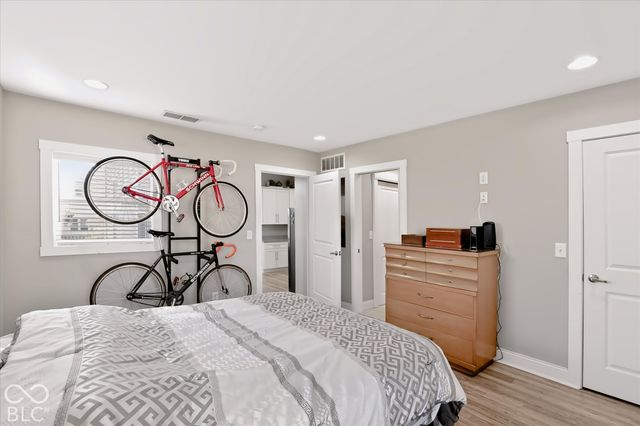 1064 Hosbrook, Indianapolis, IN 46203