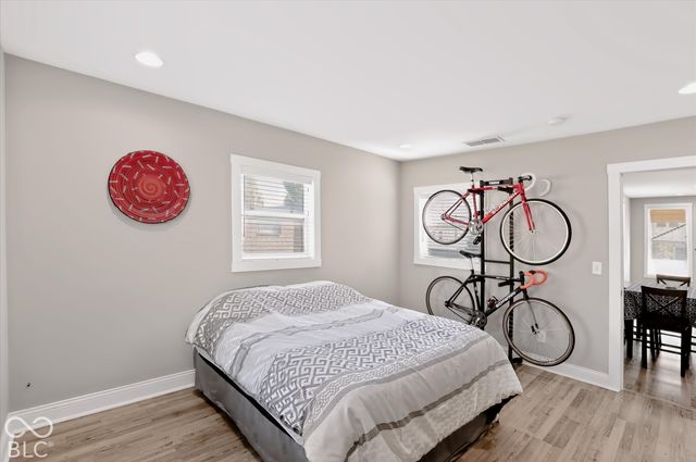 1064 Hosbrook, Indianapolis, IN 46203
