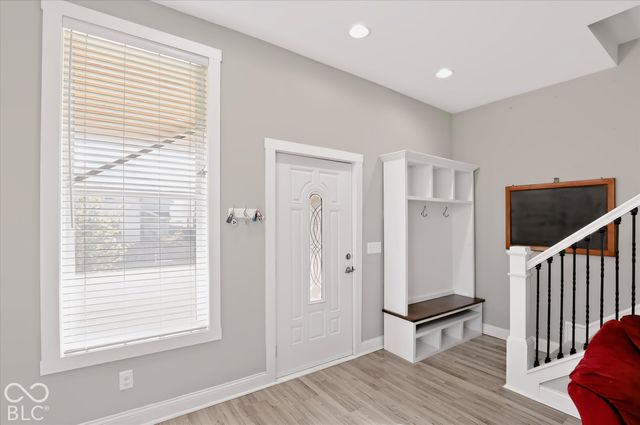 1064 Hosbrook, Indianapolis, IN 46203