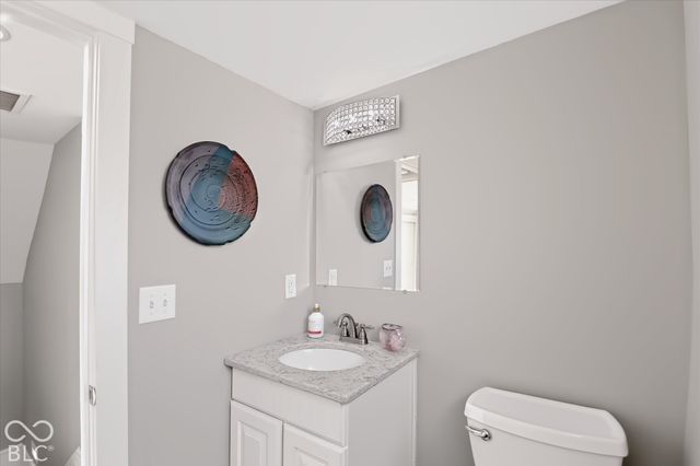 1064 Hosbrook, Indianapolis, IN 46203