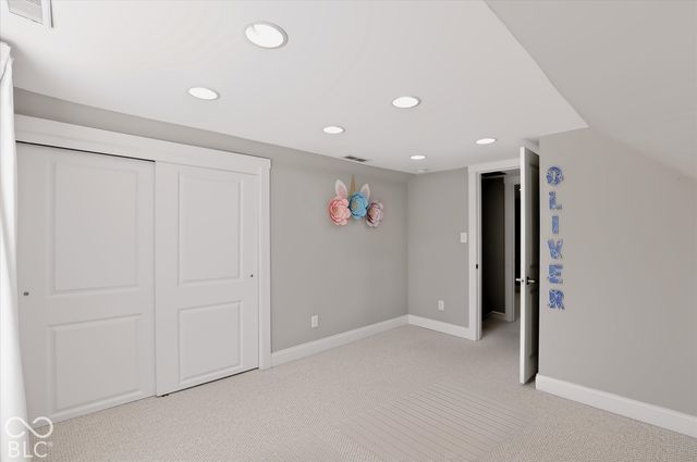 1064 Hosbrook, Indianapolis, IN 46203