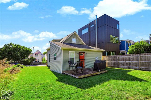 1064 Hosbrook, Indianapolis, IN 46203