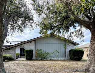 2255 RIO DE JANEIRO AVENUE, Punta Gorda, FL 33983