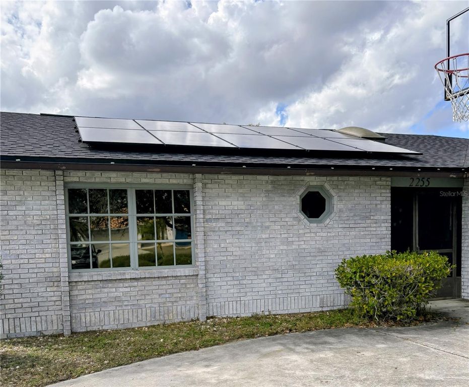 Image 2 of property listing at 2255 RIO DE JANEIRO AVENUE, Punta Gorda, FL 33983