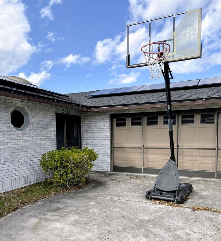 Image 4 of property listing at 2255 RIO DE JANEIRO AVENUE, Punta Gorda, FL 33983