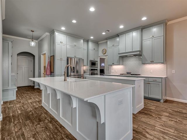 3329 NW 188th Street, Edmond, OK 73012