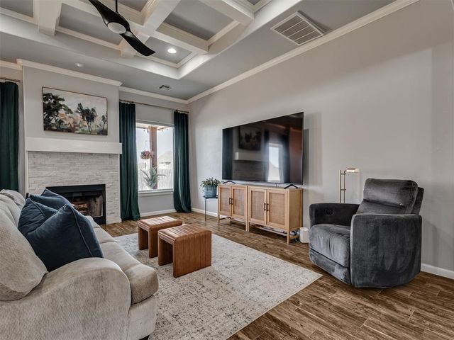 3329 NW 188th Street, Edmond, OK 73012