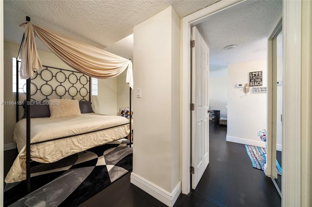 2750 NE 183rd St 401, Aventura, FL 33160