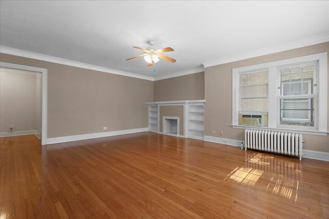 811 Dobson Street 1E, Evanston, IL 60202