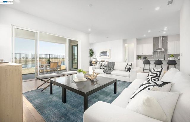 1037 Bradbury Dr, Discovery Bay, CA 94505