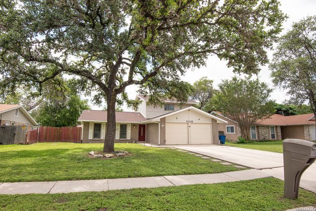 12122 Cherry Blossom St, San Antonio, TX 78247