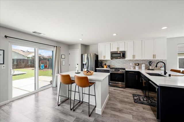 3549 Yarrow St, Plumas Lake, CA 95961