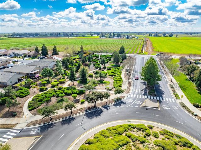 3549 Yarrow St, Plumas Lake, CA 95961