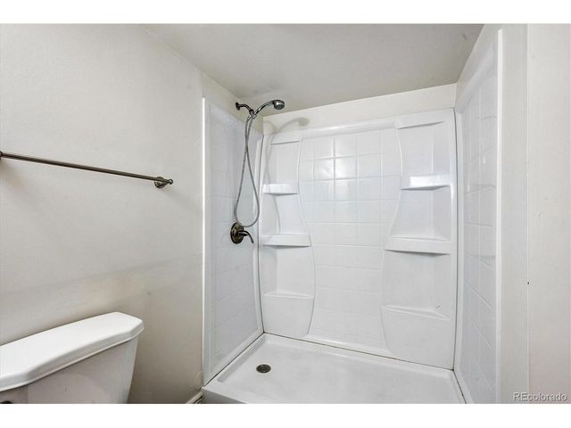 9445 Cheshire Ct, Highlands Ranch, CO 80130