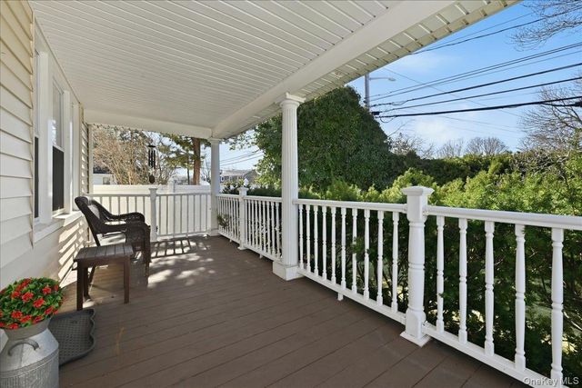 1165 Meadowbrook Road, Merrick, NY 11566