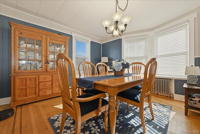 1165 Meadowbrook Road, Merrick, NY 11566