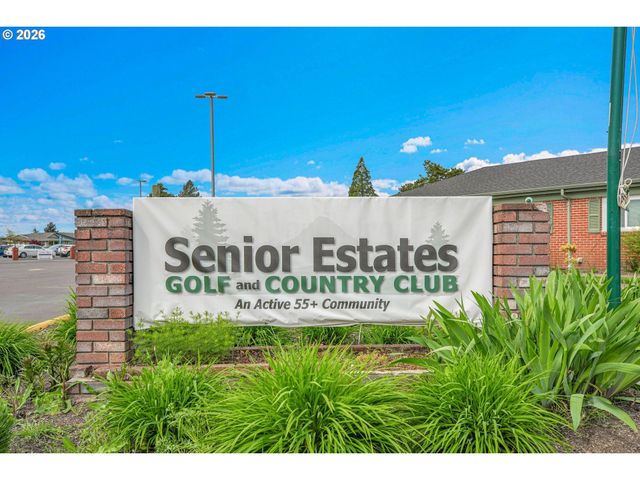 1550 RAINIER Rd, Woodburn, OR 97071