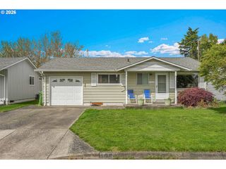 1550 RAINIER Rd, Woodburn, OR 97071