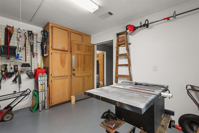 115 Bayou Glen Street, Hitchcock, TX 77563