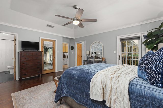 115 Bayou Glen Street, Hitchcock, TX 77563