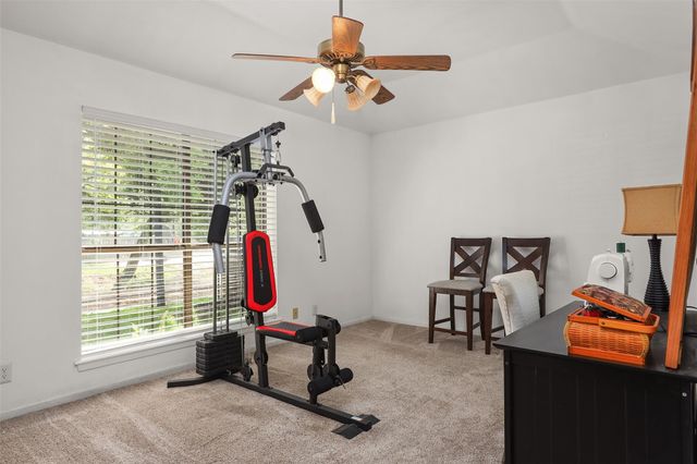 115 Bayou Glen Street, Hitchcock, TX 77563