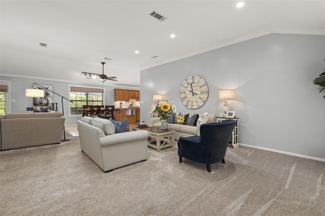 115 Bayou Glen Street, Hitchcock, TX 77563