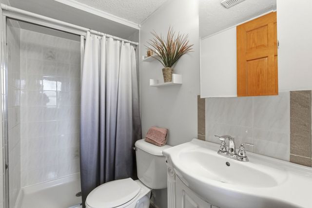 126 June Lane, Lombard, IL 60148