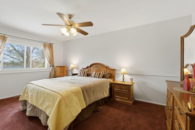 126 June Lane, Lombard, IL 60148