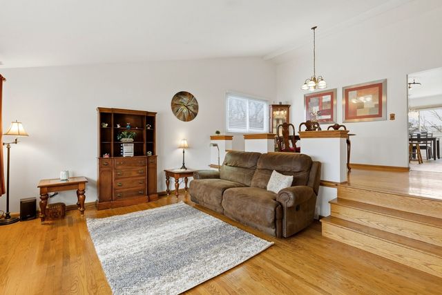 126 June Lane, Lombard, IL 60148