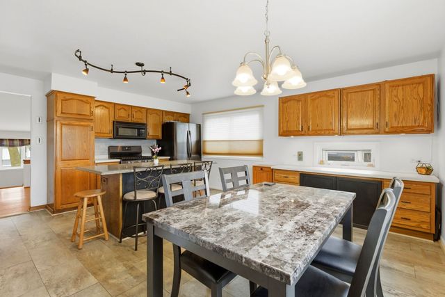 126 June Lane, Lombard, IL 60148