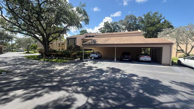 6474 Pumpkin Seed Circle 206, Boca Raton, FL 33433